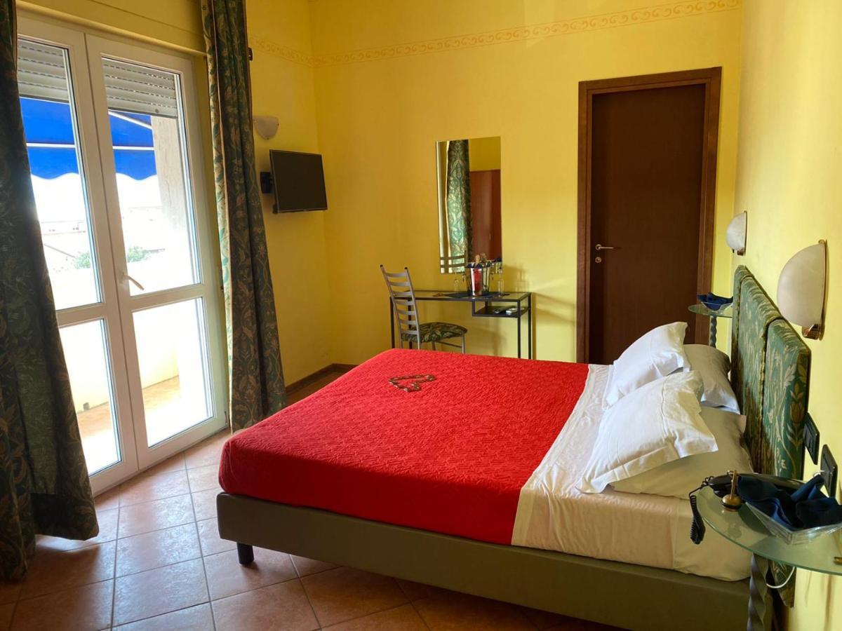 Hotel Villa Colombo 리도디캄파이오레 외부 사진