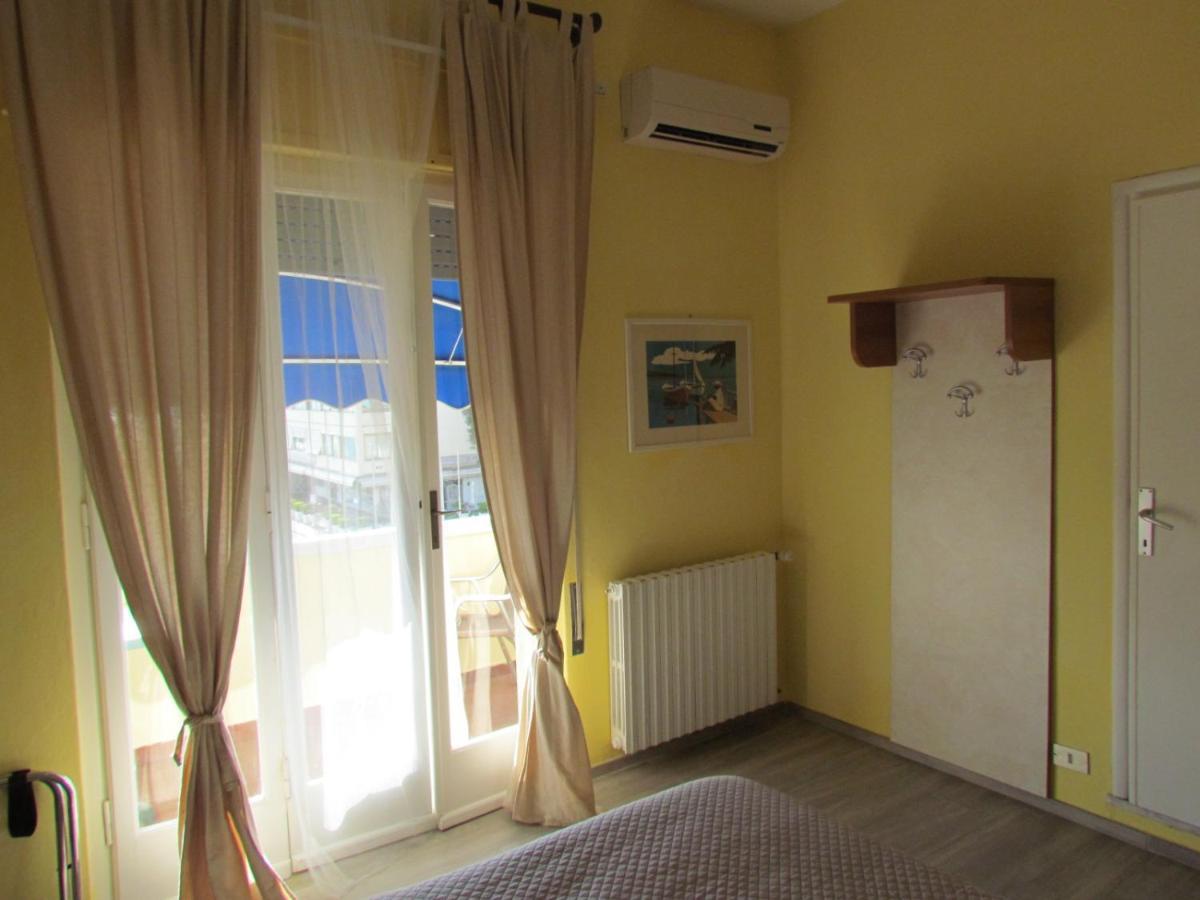 Hotel Villa Colombo 리도디캄파이오레 외부 사진
