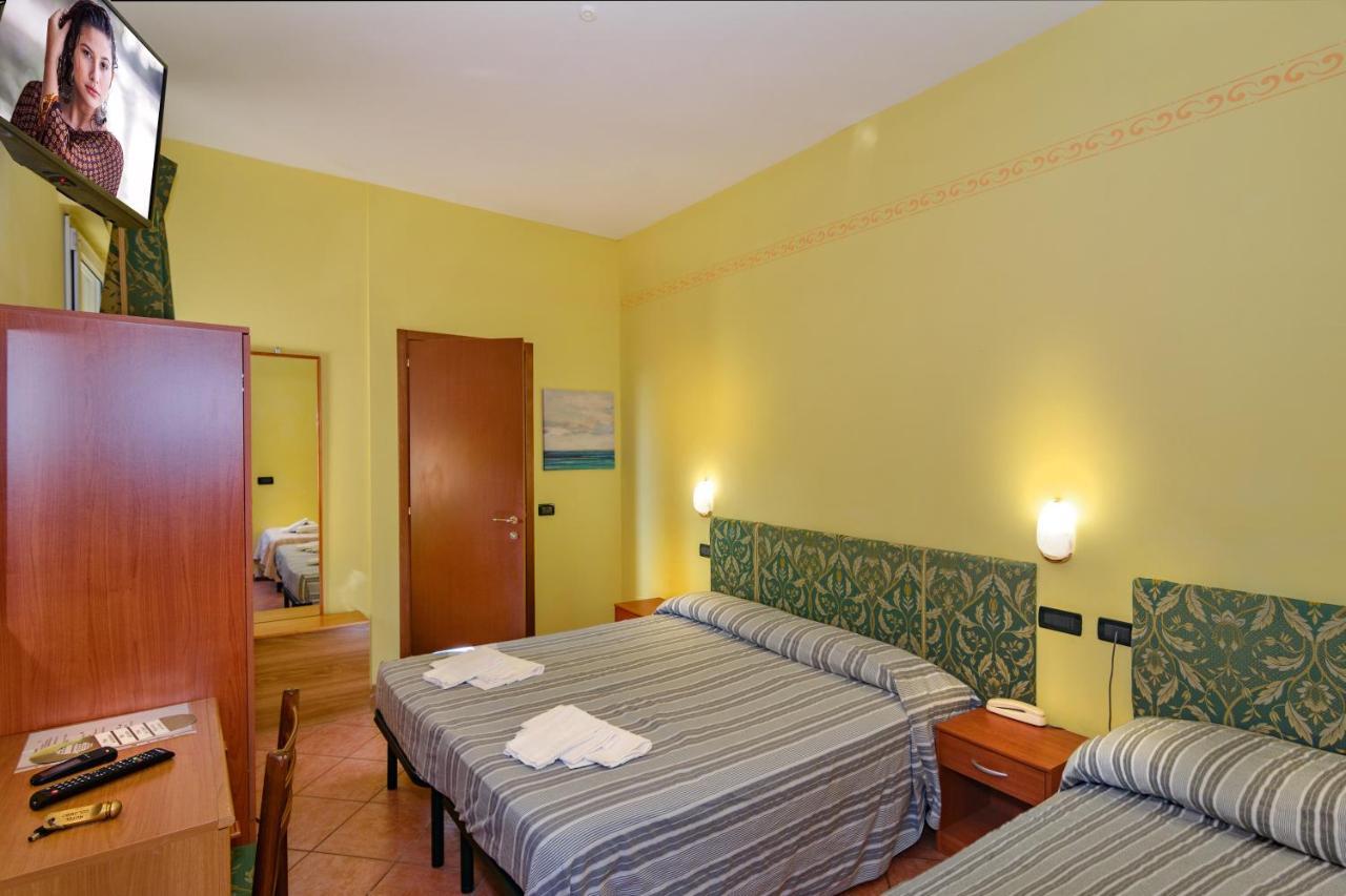 Hotel Villa Colombo 리도디캄파이오레 외부 사진