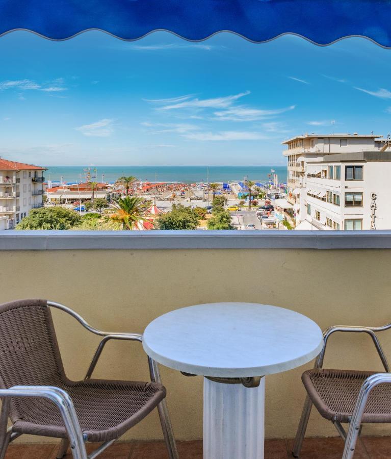 Hotel Villa Colombo 리도디캄파이오레 외부 사진