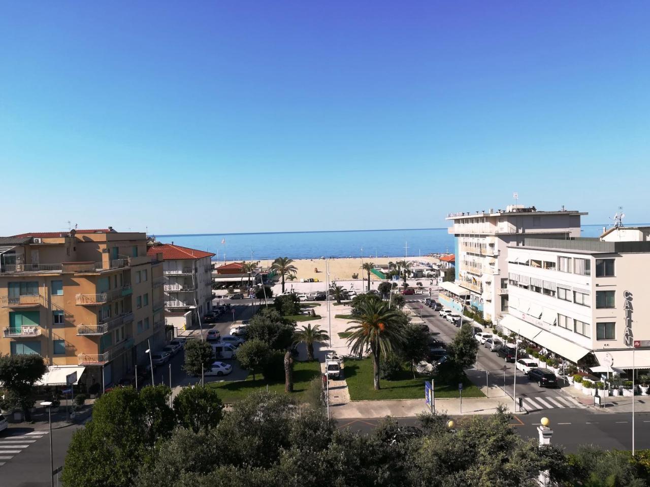 Hotel Villa Colombo 리도디캄파이오레 외부 사진